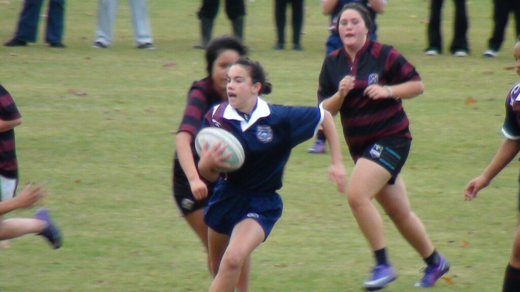 女子ラグビー高校留学